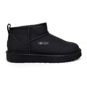 Classic Ultra Mini Leather Black
